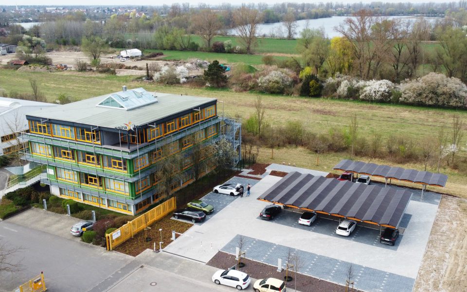 Newsbeitrag: Mit Solarstrom zur grünen Energieversorgung